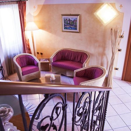 Residenza Il Giglio Bed and Breakfast Mozzecane Buitenkant foto