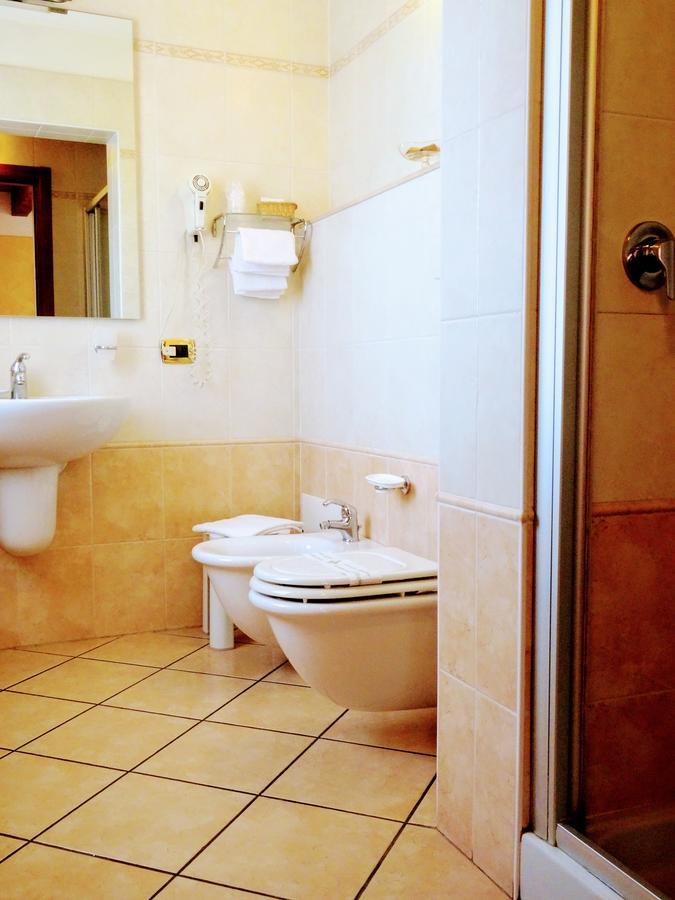 Residenza Il Giglio Bed and Breakfast Mozzecane Buitenkant foto